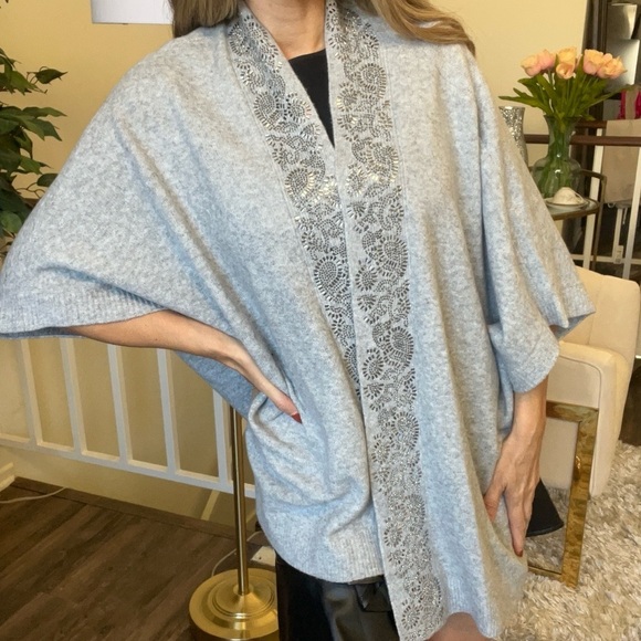 Chico's Embellished Placket Sweater Cardigan 
Ruana Moon Shade Gray Heather XL - Picture 1 of 13